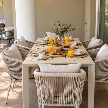 Appartamento 3bd Design - Pool - 5 Min Walk *